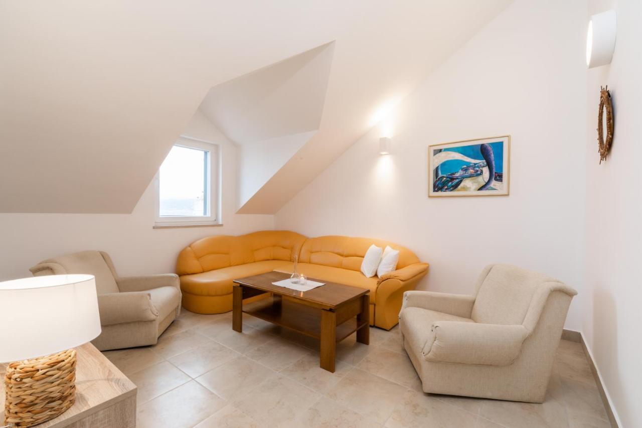 Villa Iva Mirce Extérieur photo