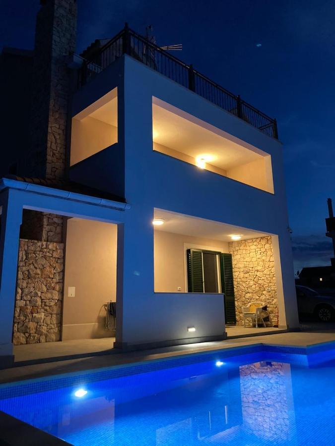 Villa Iva Mirce Extérieur photo